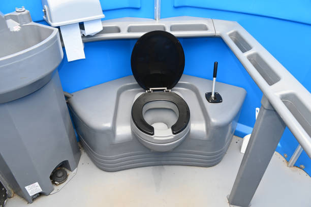 Porta potty delivery and setup in Greenbriar, FL